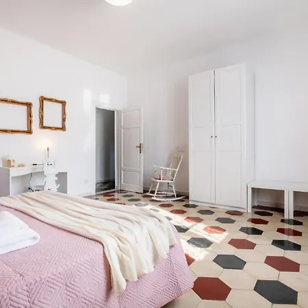 Appartement Elegantia In By Pleiades Pise