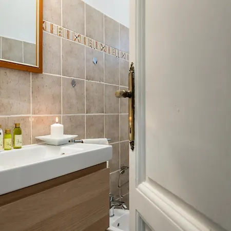 Appartement Elegantia In By Pleiades Pise
